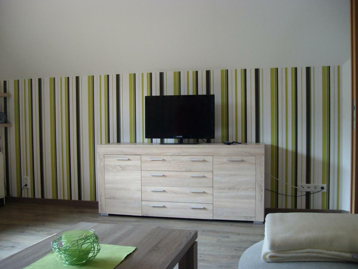 Ferienwohnung Nuessleshof Fambach Kültér fotó